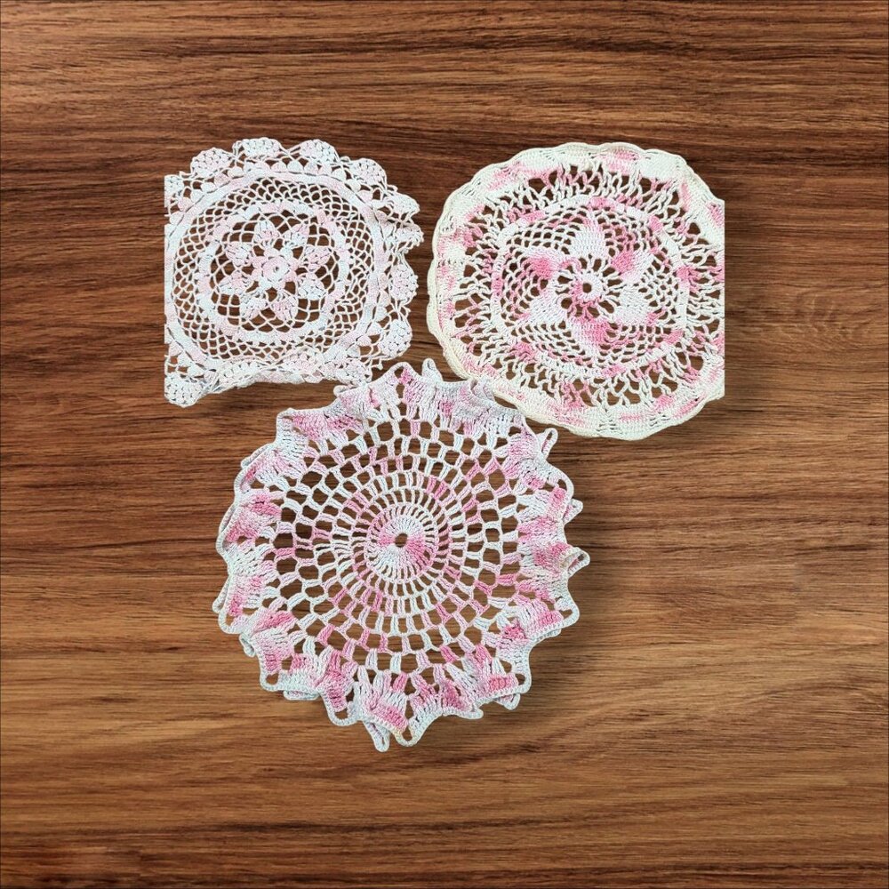 Vintage Hand-Crocheted Pink & White Doilies Set Of 3 Floral & Lace Design 10-12"